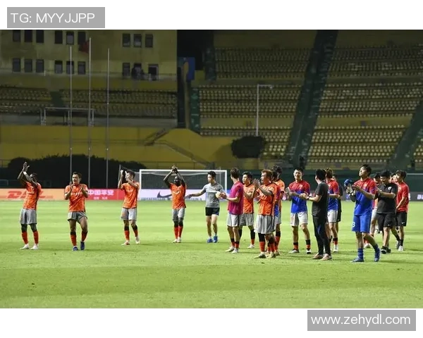 深圳足球队逆袭之路揭秘钻石联赛特别报道展现奋斗与荣耀 深圳足球队逆袭之路揭秘钻石联赛特别报道展现奋斗与荣耀