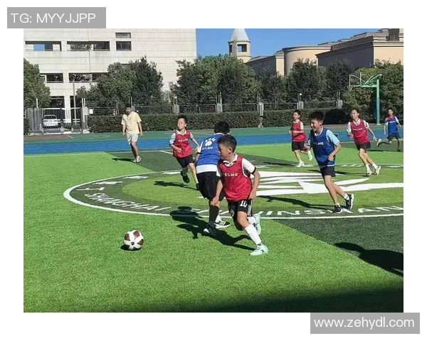 周末畅享绿茵场的乐趣与激情去足球公园体验足球的魅力与友谊