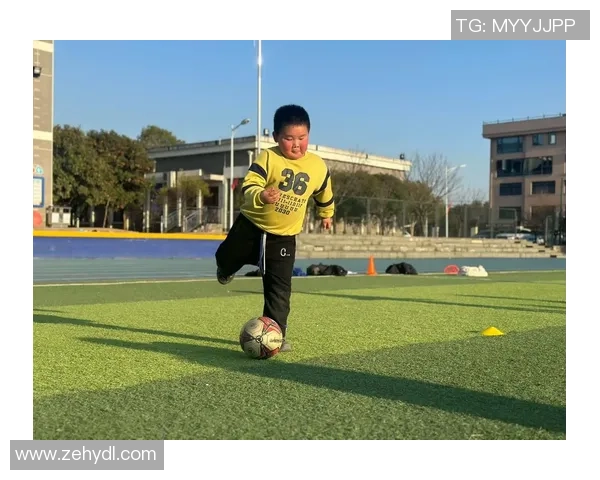 足球加火点燃激情赛场热血沸腾的青春岁月与梦想追逐